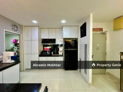 Freehold, Renovated, Partially Furnished & 2 Parking | Apartment Seri Kasturi, Setia Alam For Sale
