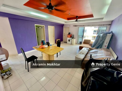 End Unit, Renovated & 1 Parking | Zamrud Apartment, Jalan Klang Lama Kuala Lumpur