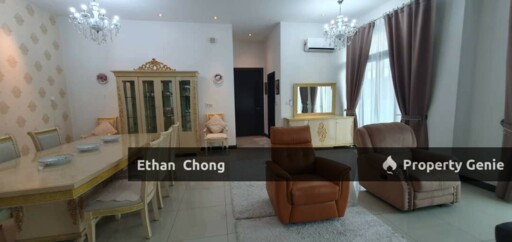 USJ 17 Restree 2 1/2 Storey Semi D House For Rent