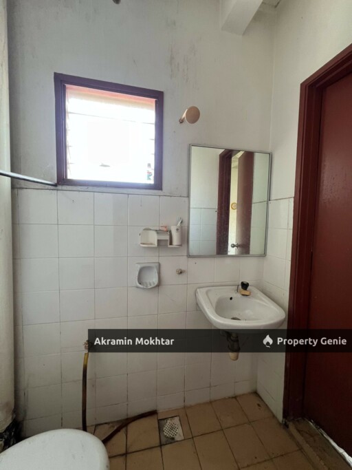 FREEHOLD, FACING OPEN & EXTENDED | 2 Storey Kemboja Bukit Sentosa