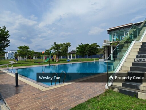 Below Bank Value! Kayangan Villa Klebang 3 Storey Bungalow For Sale