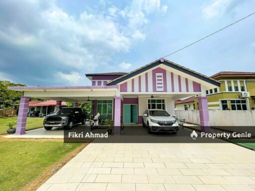 FOR SALE: (Corner lot + Extra Land) Banglo Setingkat Taman Krubong Perdana Krubong