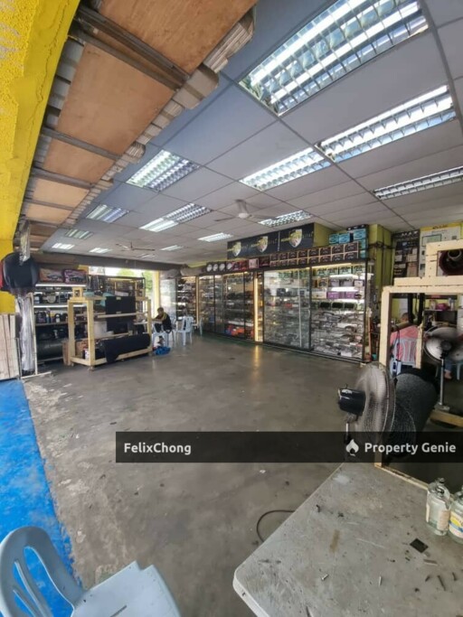 Taman Desa Cemerlang 2 Sty Corner Lot,Jalan Johar,Ulu Tiram
