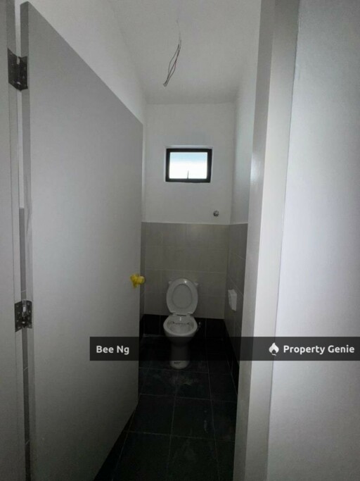 Taman Industry Jaya/1.5 Storey Terrace Factory/Unblock View/Brand New