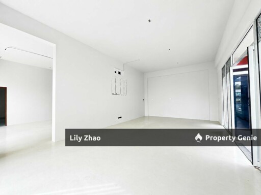 1st Floor Corner Shop Office for Rent, 1,500 Sq ft, Suria Inanam, Kota Kinabalu.