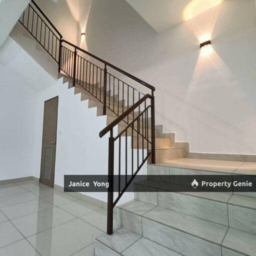 Iconia @ Impian Emas