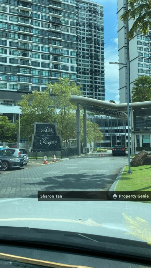 Hot Area Molek Regency 2 Parking 2 Bedroom Golf & Pool View Bath Tub