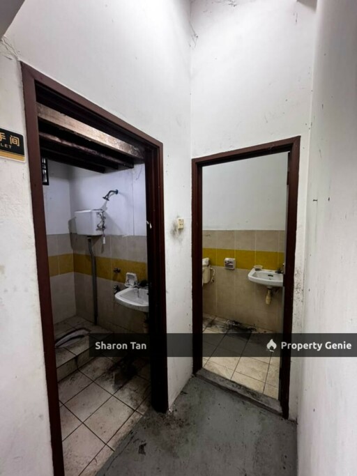 Jalan Nusaria 3/4 Gelang Patah, 22x70sf Shop Rent, Ground Floor