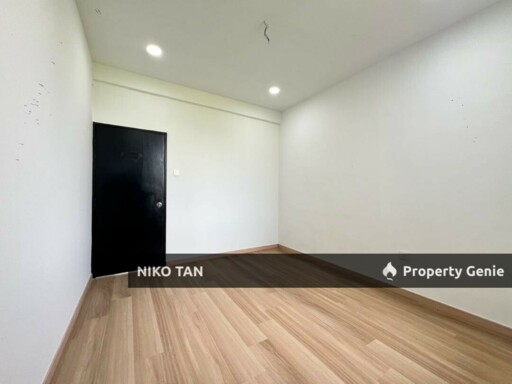 Jalan Sri Putri Double Storey with Fully Renovated and Kitchen Extended For Sale