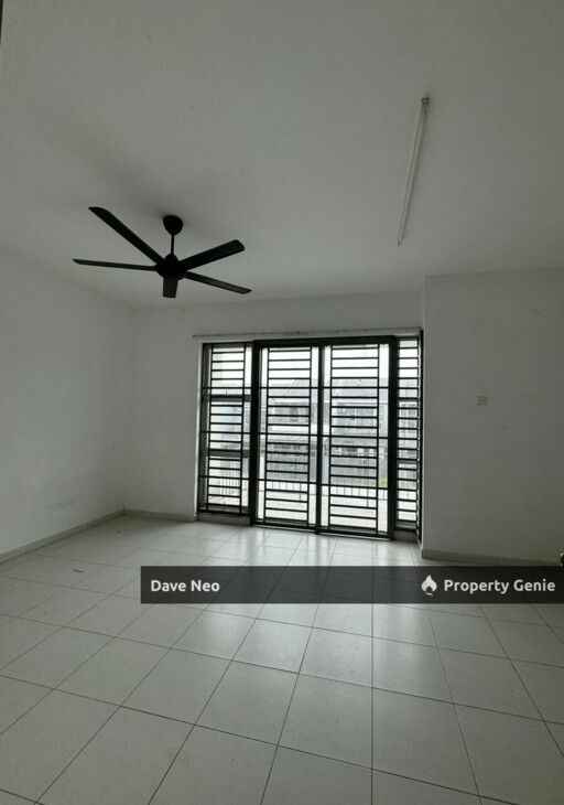Taman Scientex Utama • 2-Storey House • 4Beds 3Baths • Unfurnished