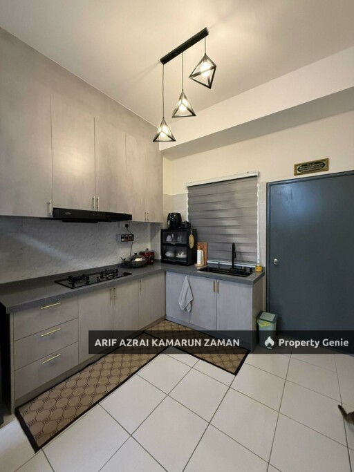 [Corner Lot] Lower Floor Townhouse  Kita Mekar, Cybersouth Dengkil | 3R2B | RM1,800/month