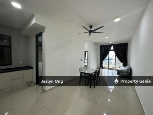 2 Bedrooms Condominium @ Twin Tower for Rent