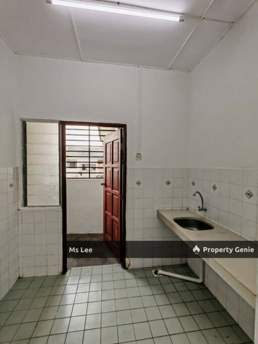 Pangsapuri Las Palmas-Bandar Country Homes-RAWANG-Blok Rumbia Tkt 4-Ready Now