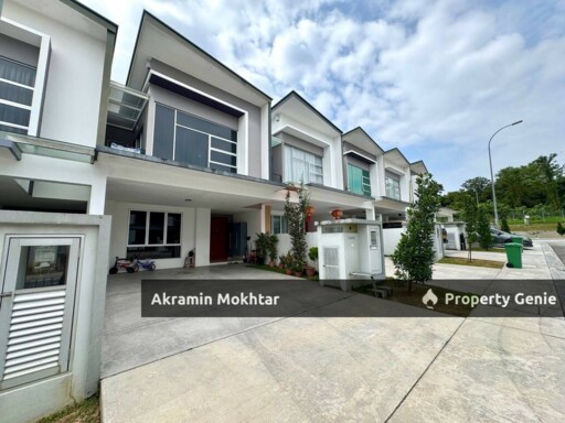 Freehold & Renovated | 2-STOREY TERRACE Parkfield Residences TROPICANA HEIGHTS, KAJANG