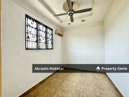 Freehold & Renovated | 2.5 Storey Semi Detached House @ Subang Alam, Seksyen 27, Shah Alam