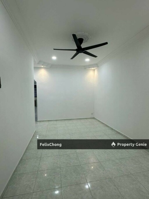 Taman Universiti 1 Sty Terrace,Jalan Kemuliaan,Skudai,Renovated