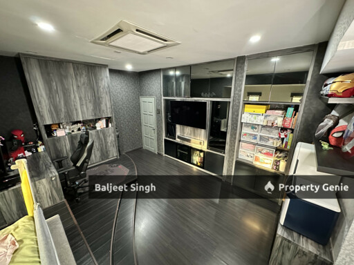 Under Market Value Semi D- Extended and Renovated  in SS4B Kelana Jaya