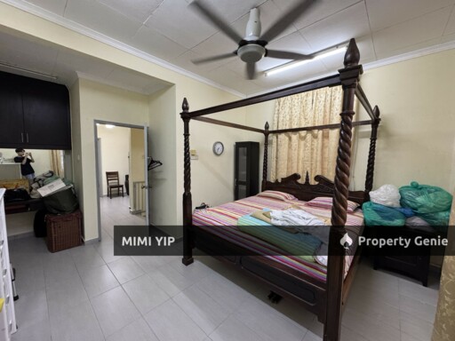 2 Storey Terrace Semi-D Bandar Tun Hussein Onn