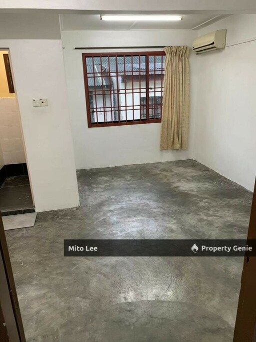 Johor Jaya Low Cost House For Sale!!