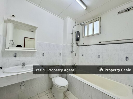 Double Storey, Taman Seri Putra, Kajang [ Gated and Guarded  ]
