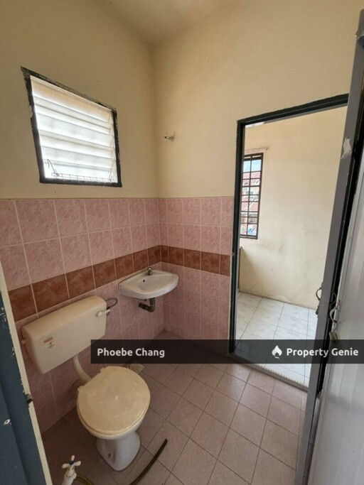 DOUBLE STOREY BIG CORNER LOT FOR SALE @ PANORAMA LAPANGAN, PENGKALAN