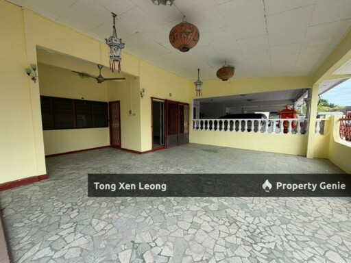 Below Value Double Storey Corner Lot For Sale @ Kampung Lapan