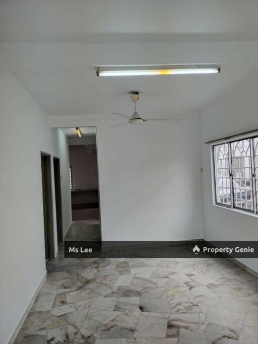 End Lot 2 storey Town House (Ground floor)-Taman Sri Sentosa @ Klang-Ready Now