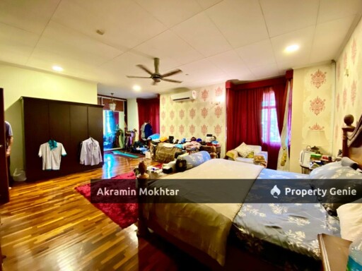Freehold & Partially Furnished | Double Storey Bungalow [CORNER] Jalan Kent Kampung Datuk Keramat KL