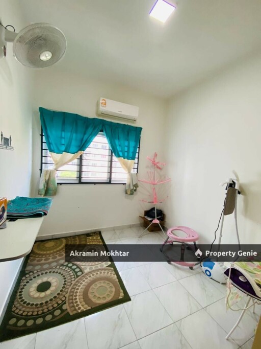 PARTIALLY FURNISHED, RENOVATED & 2 PARKING | PANGSAPURI PUTRA, TAMAN PUTRA IMPIAN, BANDAR SERI PUTRA, KAJANG