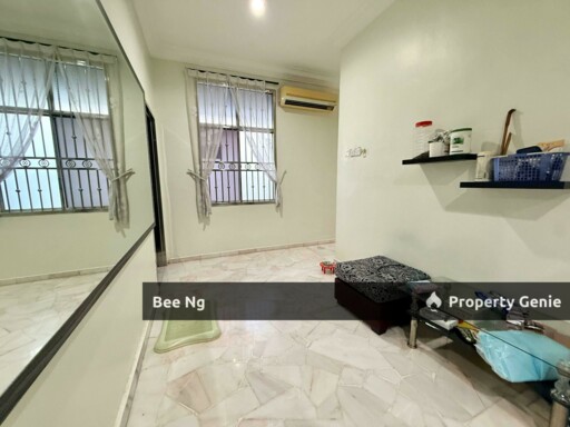 Taman Teratai / Skudai / Single Storey End Lot / Good Condition