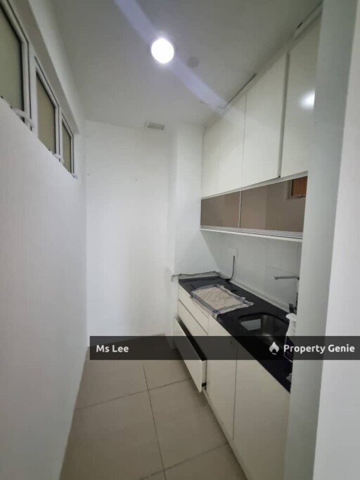 Binjai 8 @ KLCC-Fully Furnished Office-level 27 KLCC Park view-Ready Now