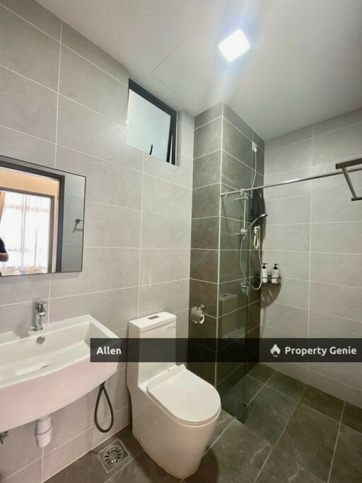 Twin Tower Residence Sea View Unit with Airbnb-style Design