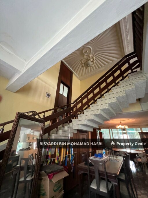 2 Storey End Lot Bungalow, Seksyen 5 Petaling Jaya.