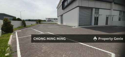 1.5 Storey Corner Semi-Detached Factory @ TechPark Bandar Enstek for Rent