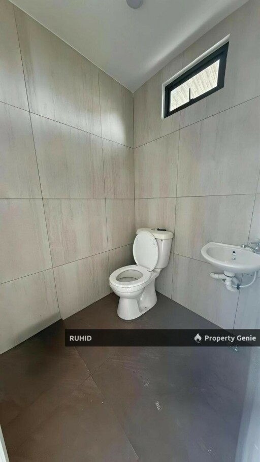 Single Storey Low Cost House Taman Zamrud Ulu Tiram | Freehold | Fully Renovated,