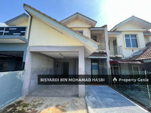 FACING OPEN 2 STOREY TAMAN SALAK PERDANA, BANDAR BARU SALAK TINGGI, SEPANG .