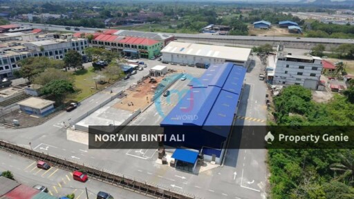 Warehouse  For Rent 𝐒𝐞𝐫𝐢 𝐃𝐚𝐦𝐚𝐢 𝐏𝐞𝐫𝐝𝐚𝐧𝐚 · 𝐉𝐚𝐥𝐚𝐧 𝐆𝐚𝐦𝐛𝐚𝐧𝐠, Kuantan
