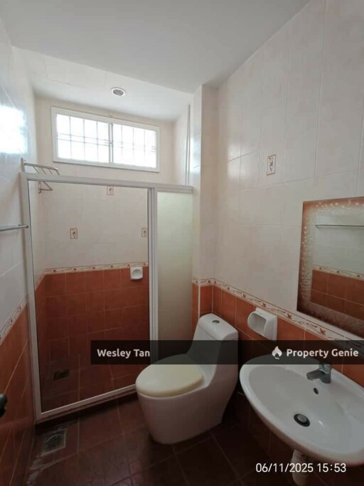 Ujong Pasir Double Storey Semi-D at Taman Sinn