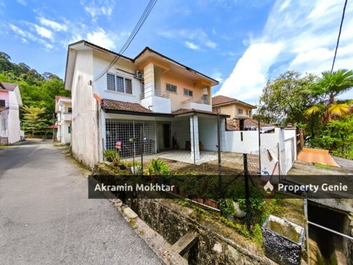 UKAY PERDANA 2 STOREY TERRACE ENDLOT