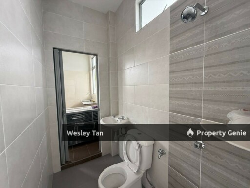 Below Bank Value! Freehold Corner 2.5 Storey Terrace @ Bukit Katil