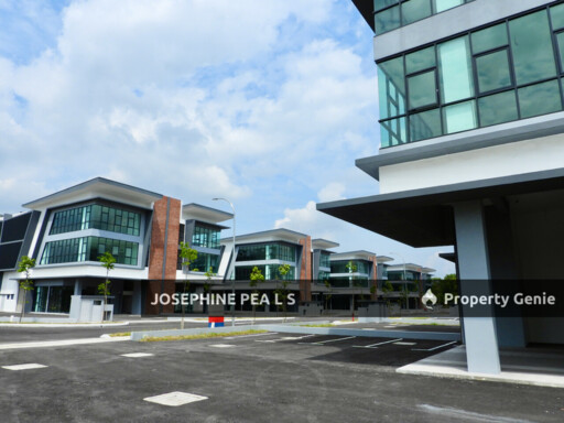 Introducing a Brand New Semi-Detached Factory/Warehouse For Rent