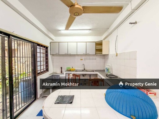 Freehold & Renovated | 3.5 Storey Terrace Taman Kesuma, Ampang