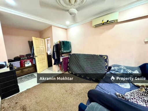 DOUBLE STOREY CORNER LOT, Taman Equine, Lestari Perdana 8 Seri Kembangan.