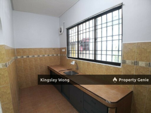 Tamas Mas Falim 2.5 Storey Terrace House 4 Rooms Unit Menglembu Lahat Buntong Aeon Econsave