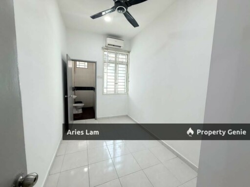 Taman JP Perdana @ Mount Austin / Near Austin Crest / Double Storey Terrace House