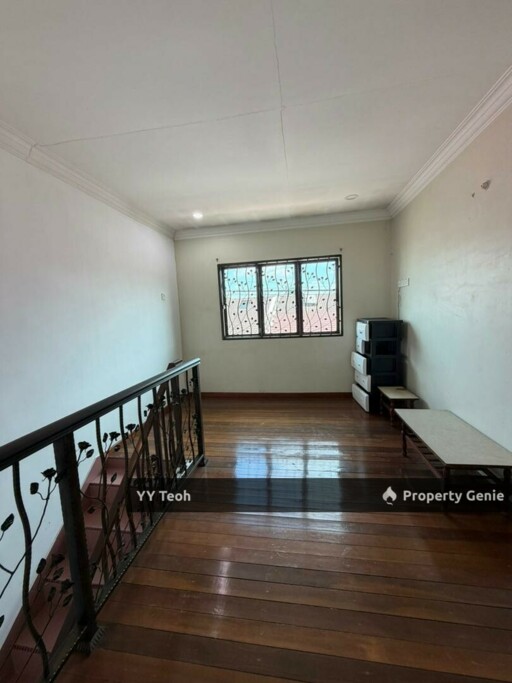 Pulau Gadong 1.5 Storey Terrace