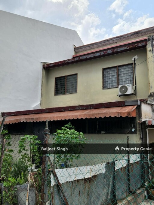 SS18 Subang Jaya Quiet Location Near SS15 and SS18 LRT/MRT Stations