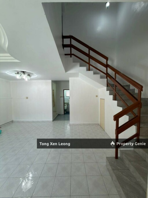2 Storey For Rent @ Bukit Cheng