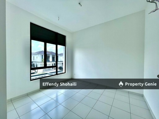 ECO GRANDEUR END LOT PUNCAK ALAM