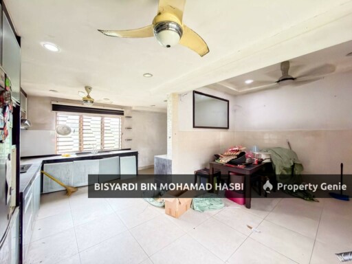 Renovated Semi-D Single Storey, Jalan Lombong Perak, Seksyen 29, Shah Alam.